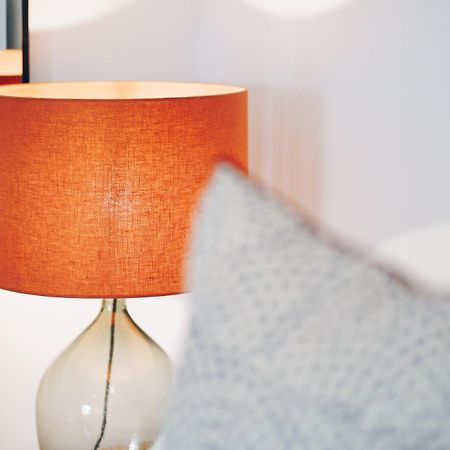 South Street Apartments Chichester Luaran gambar