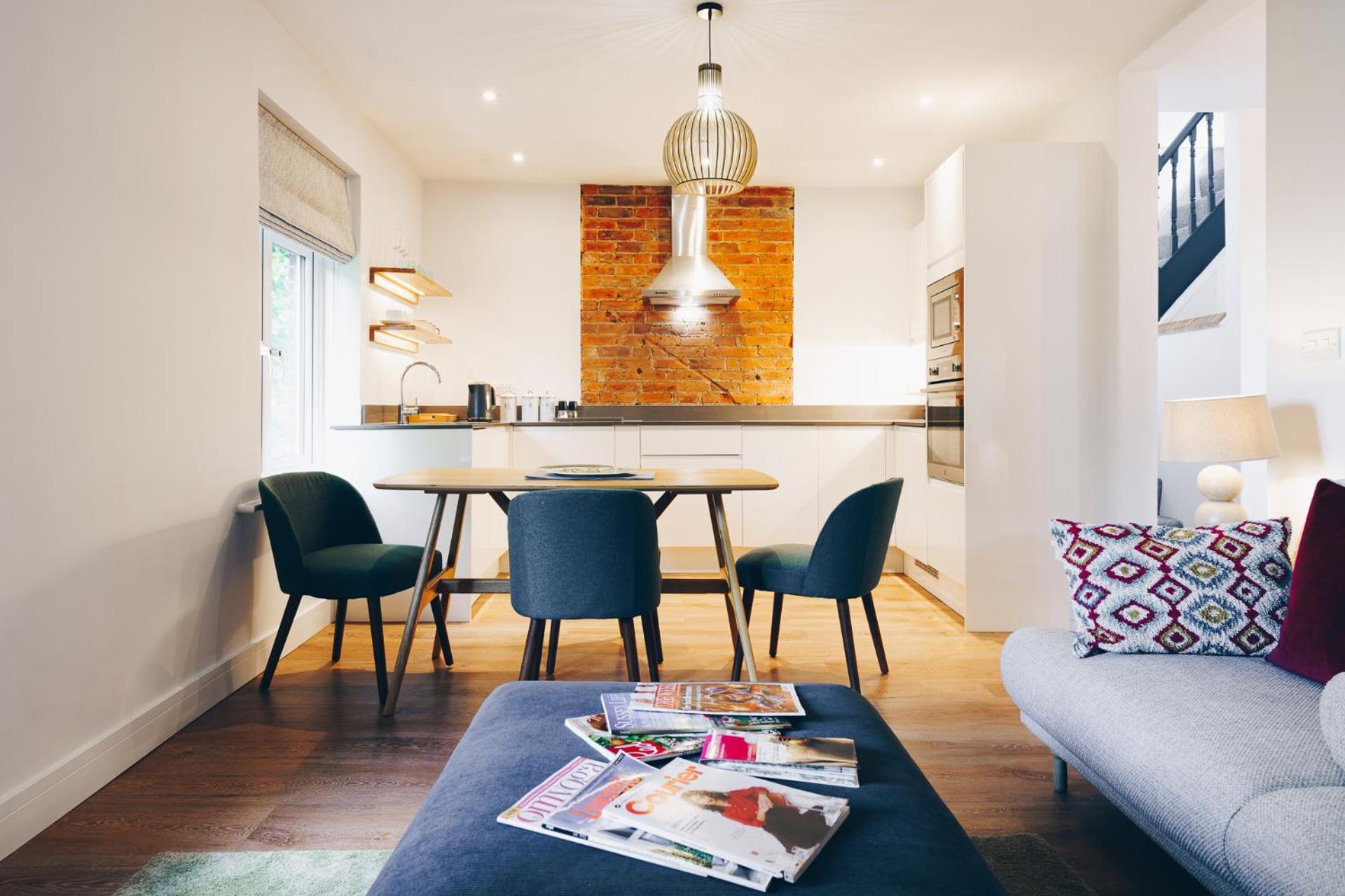 South Street Apartments Chichester Luaran gambar